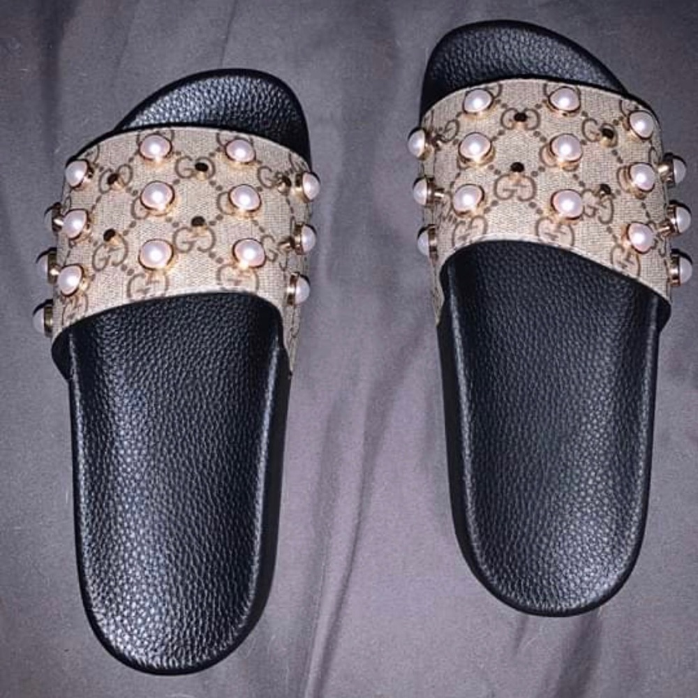 Gucci slides